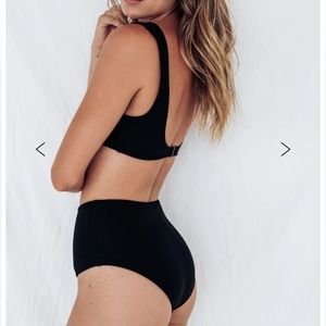 Elce (Wanderlust) Halle bottoms